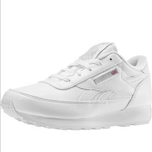 - BRAND NEW WITH BOX white Women's Classic Renaissance  sneakers